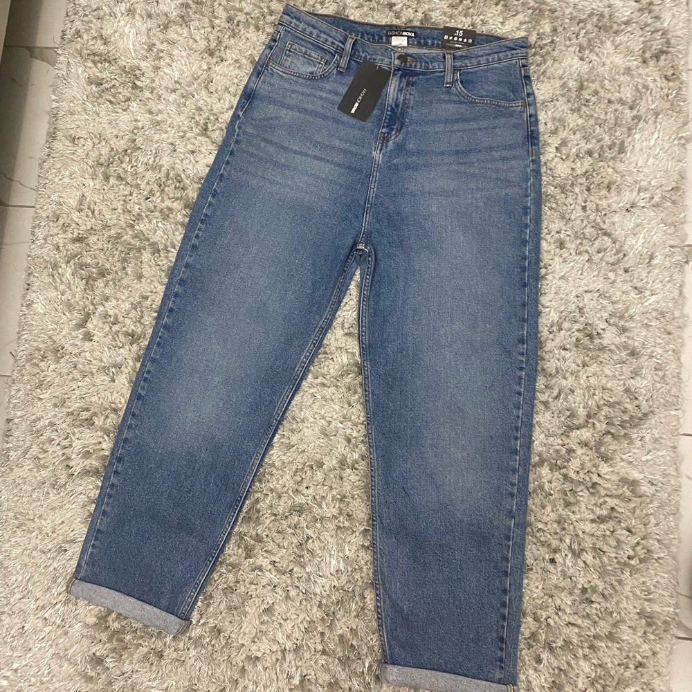 Fashion Nova Mom Jeans